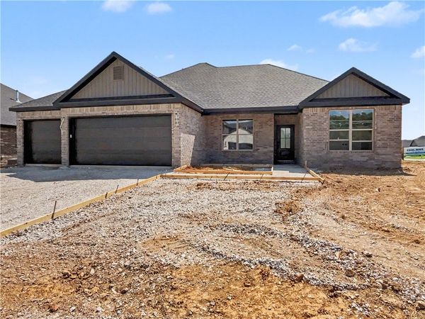 4749 Cowboy Street, Springdale, AR 72762
