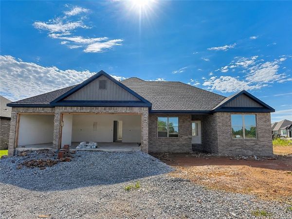 4749 Cowboy Street, Springdale, AR 72762