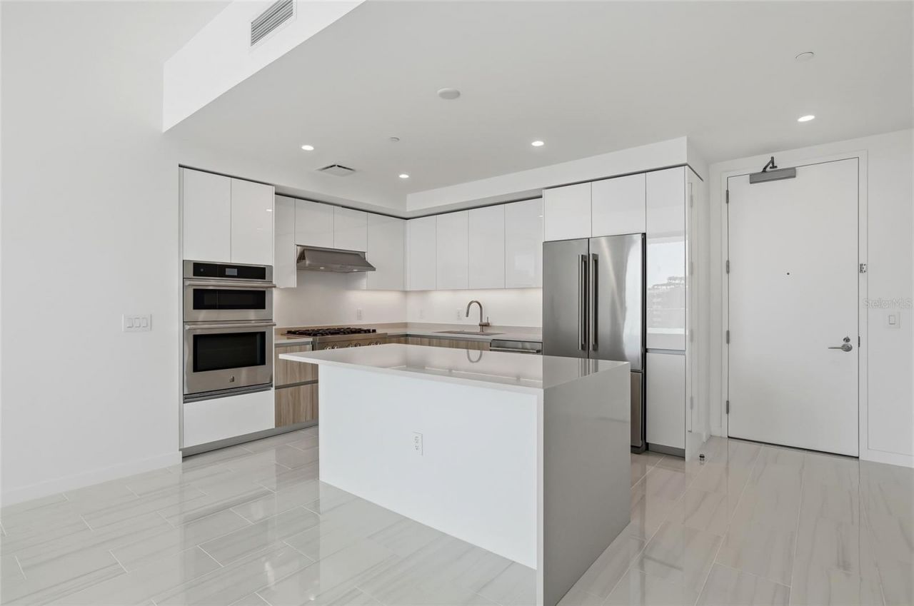 400 Central Avenue, Unit 505, Saint Petersburg, FL 33701 Photo