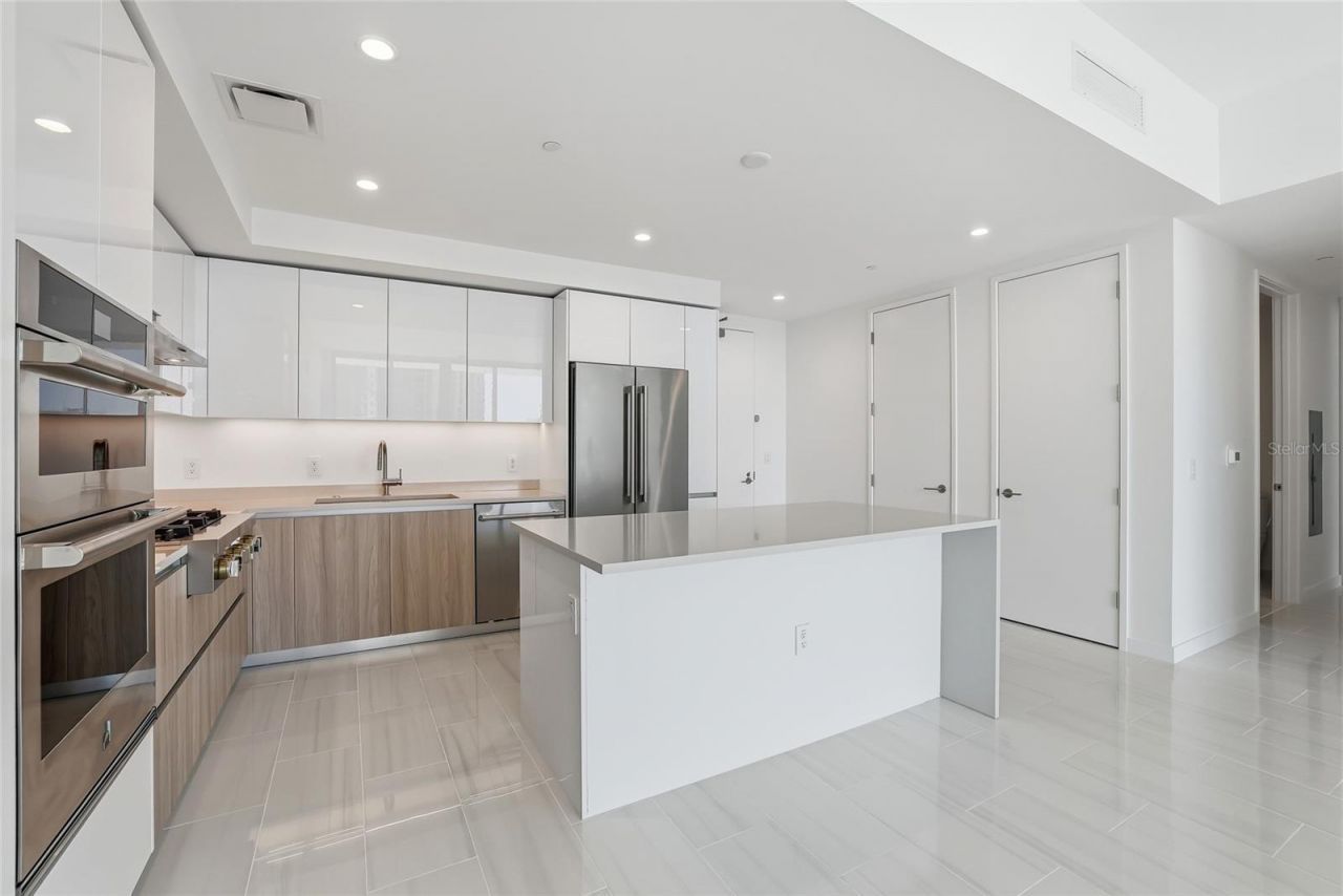 400 Central Avenue, Unit 505, Saint Petersburg, FL 33701 Photo