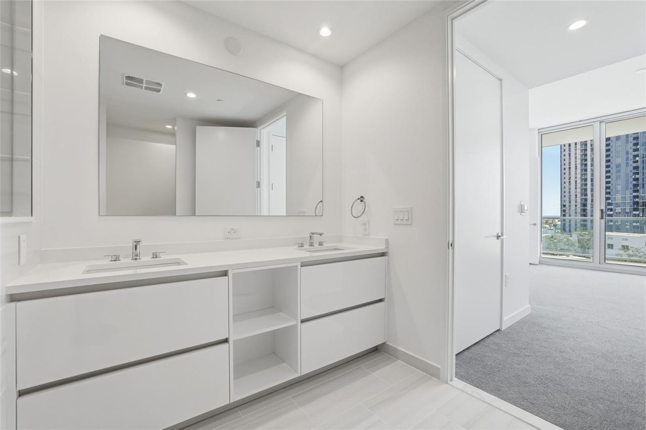 400 Central Avenue, Unit 505, Saint Petersburg, FL 33701 Photo