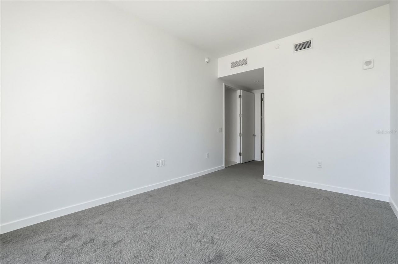 400 Central Avenue, Unit 505, Saint Petersburg, FL 33701 Photo