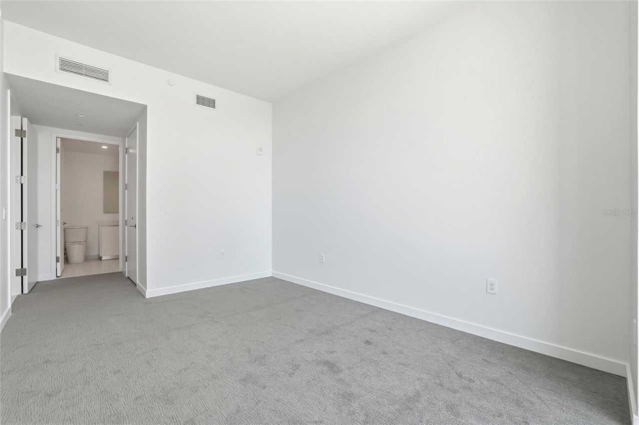 400 Central Avenue, Unit 505, Saint Petersburg, FL 33701 Photo