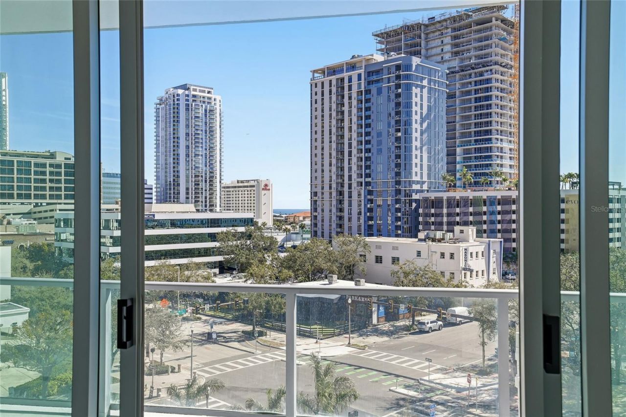 400 Central Avenue, Unit 505, Saint Petersburg, FL 33701 Photo