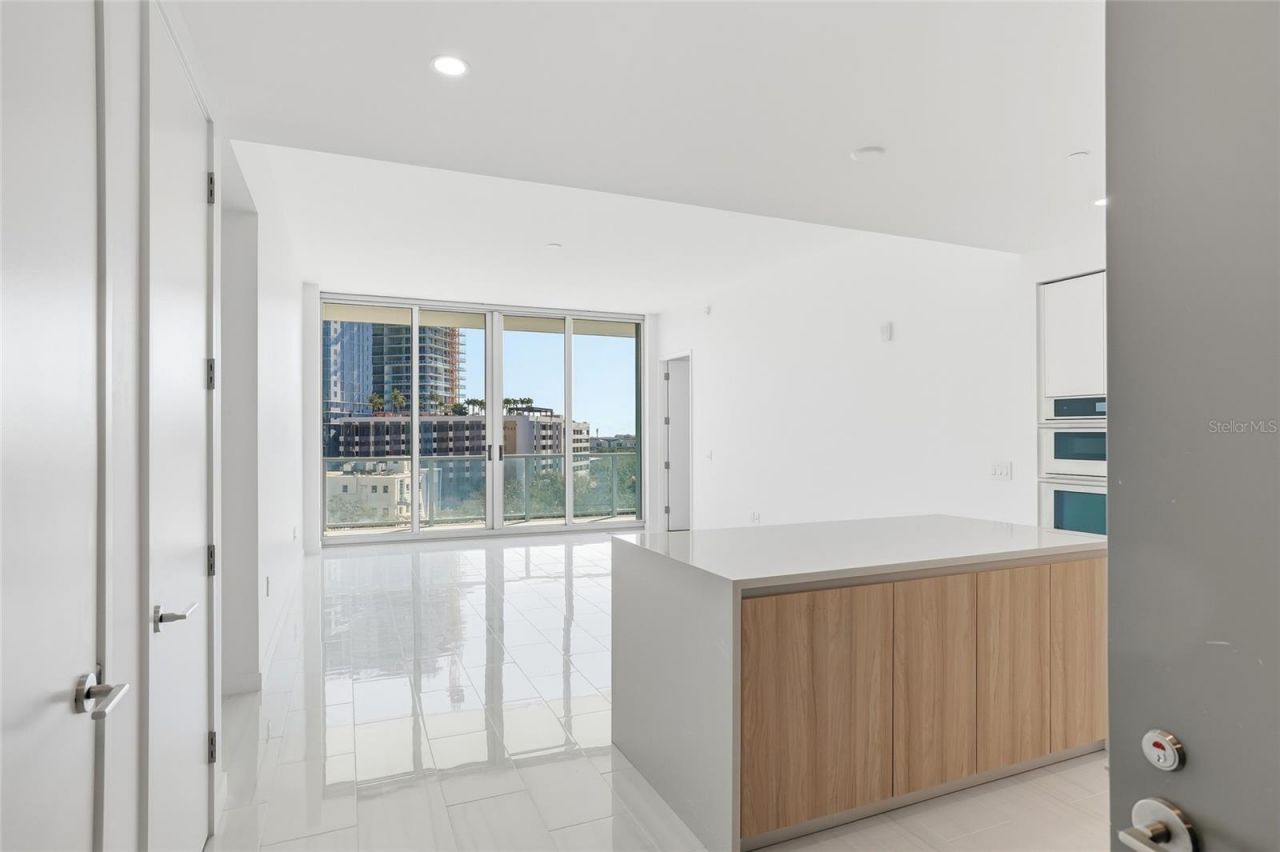 400 Central Avenue, Unit 505, Saint Petersburg, FL 33701 Photo