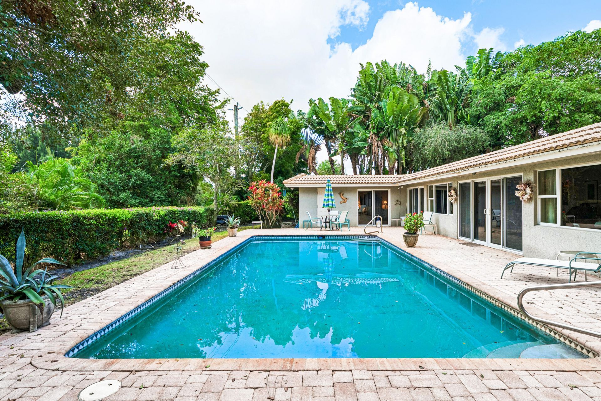 416 S Country Club Drive, Atlantis, FL 33462 Photo