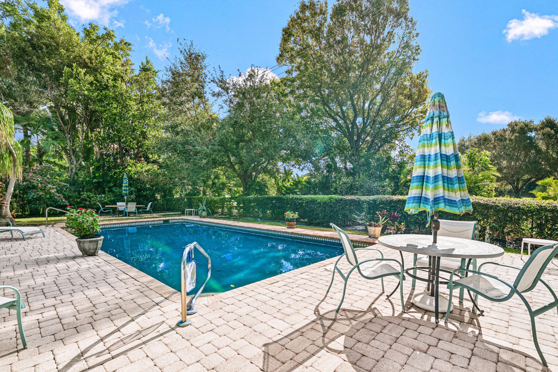 416 S Country Club Drive, Atlantis, FL 33462 Photo