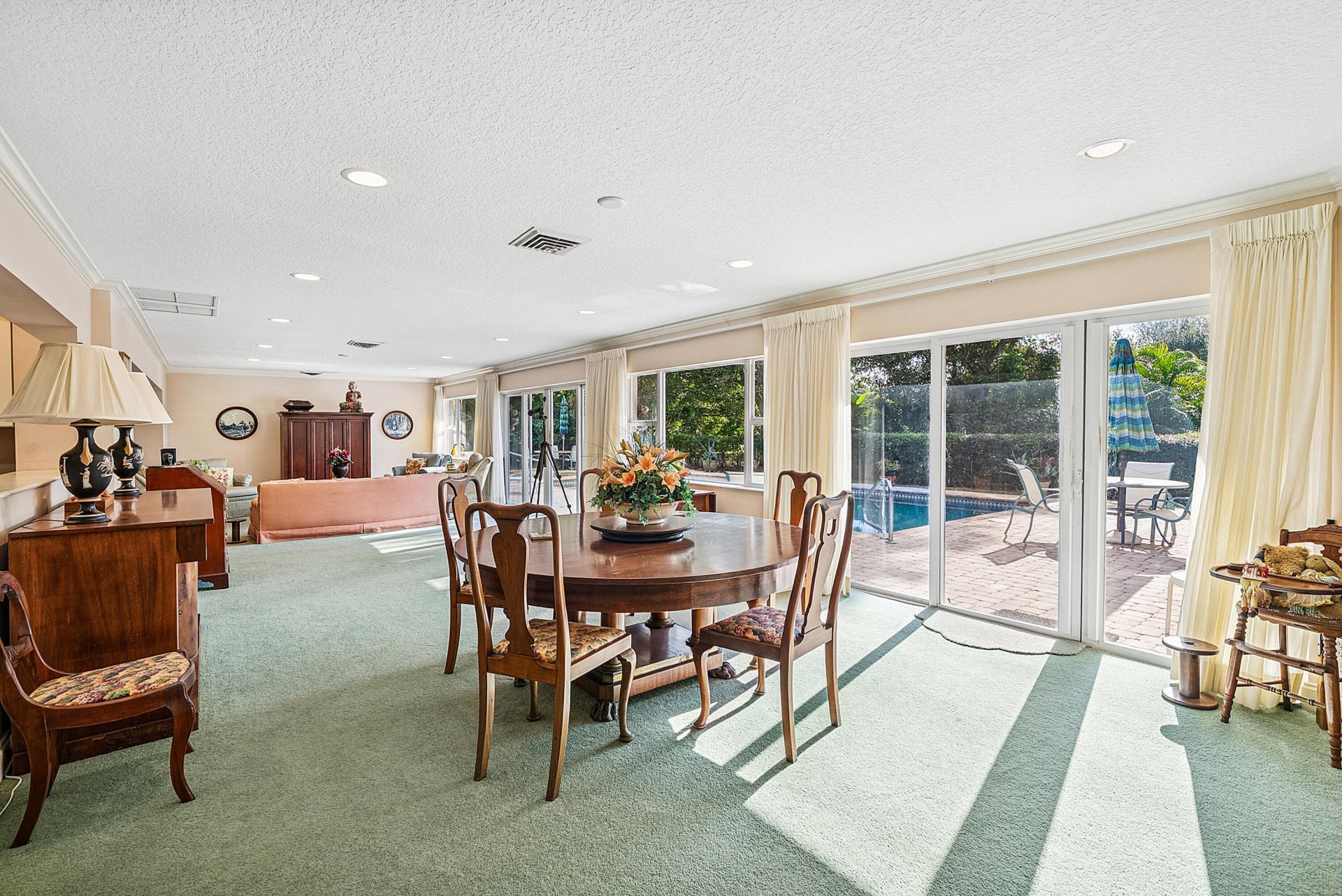 416 S Country Club Drive, Atlantis, FL 33462 Photo