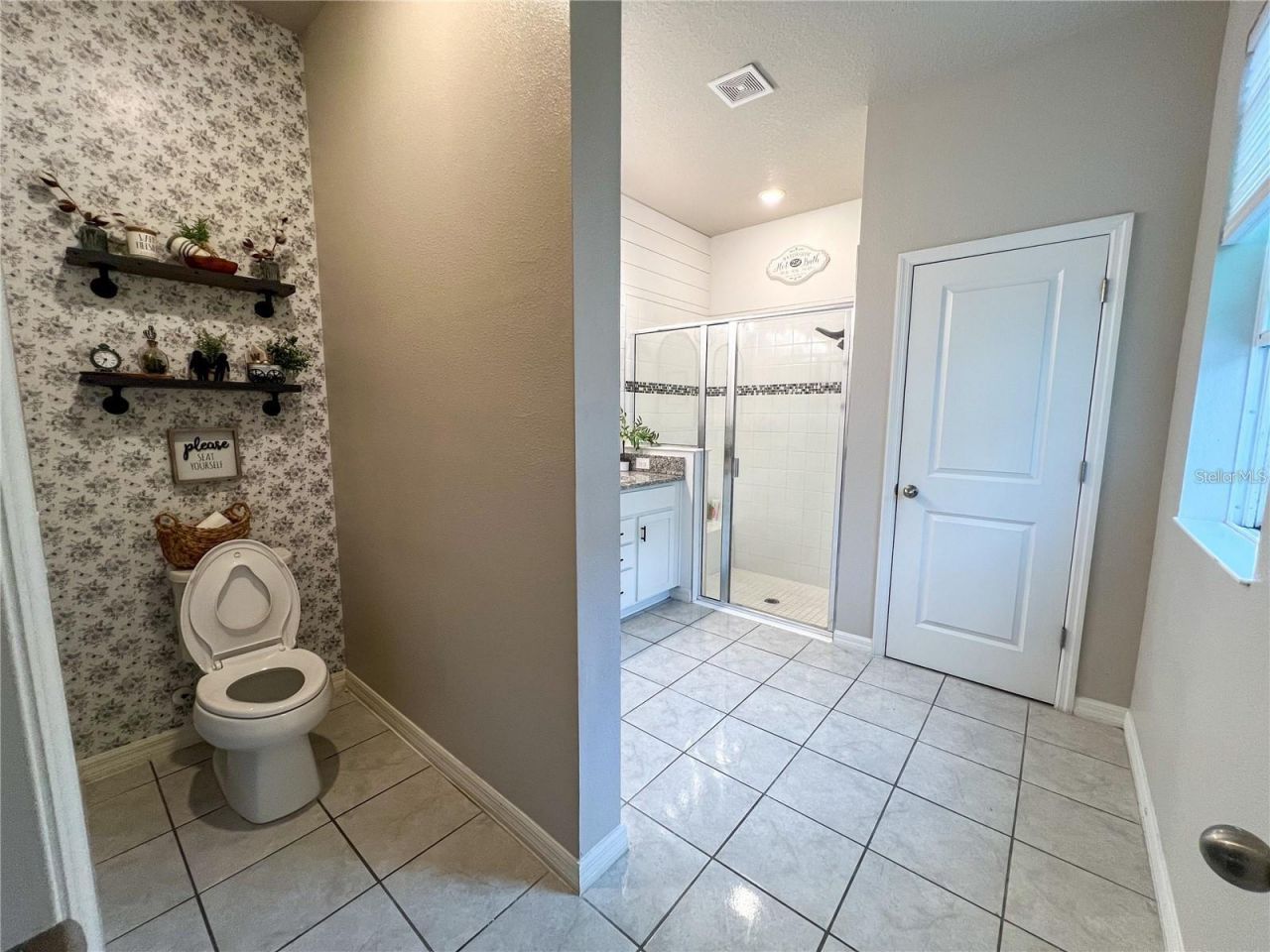 3567 74th Avenue Circle E, Sarasota, FL 34243 Photo