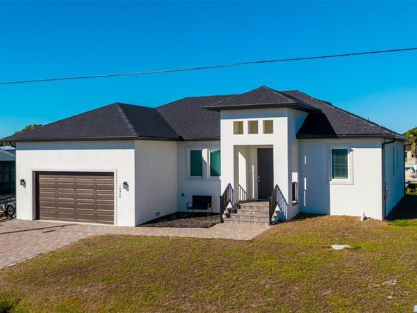 18946 AYRSHIRE CIRCLE, PORT CHARLOTTE, FL 33948