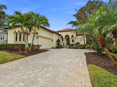 5238 TITLE ROW DRIVE, BRADENTON, FL 34210