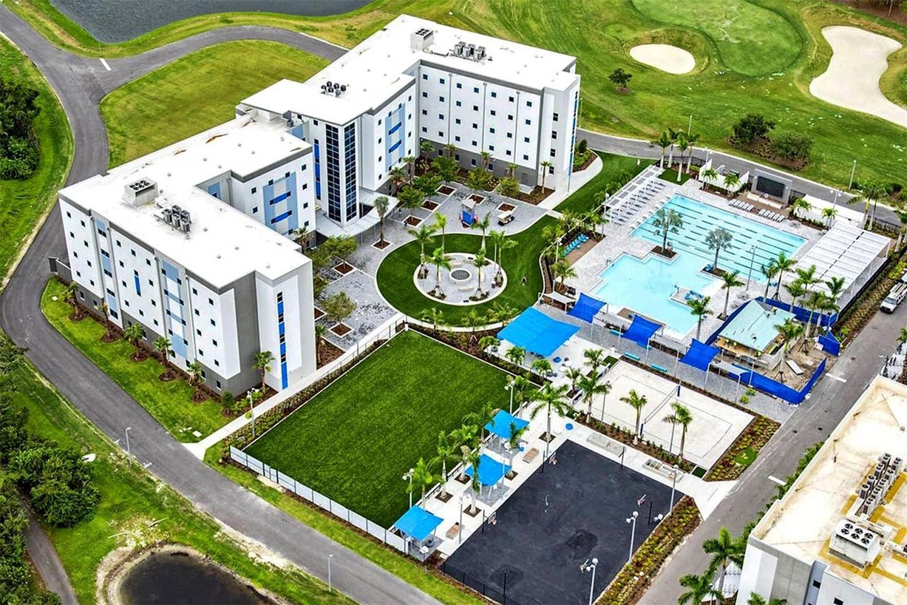 5238 Title Row Drive, Bradenton, FL 34210 Photo