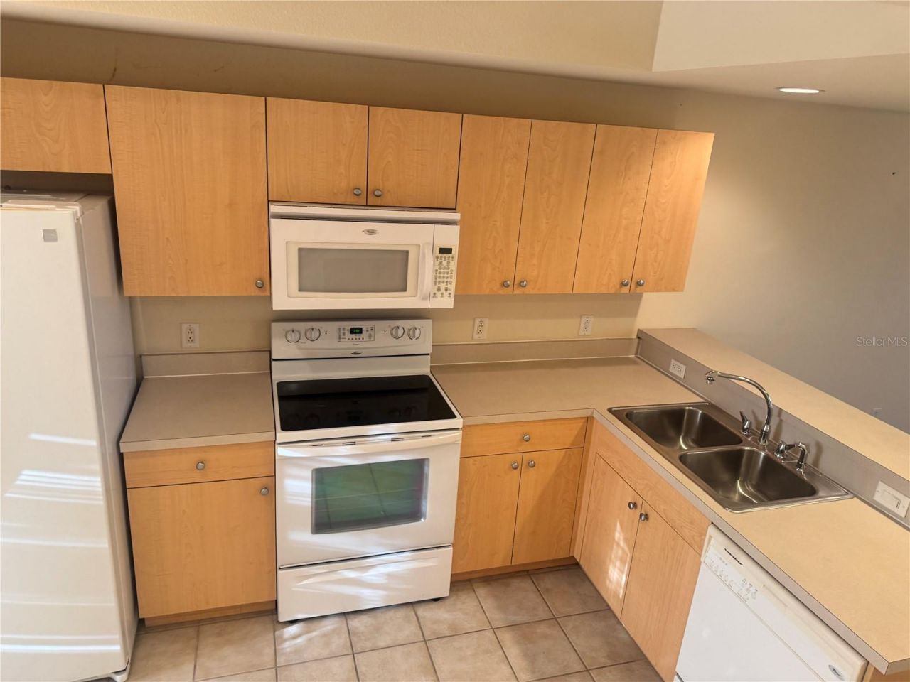 1216 Rio De Janeiro Avenue, Unit 301, Punta Gorda, FL 33983 Photo