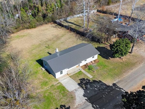 47 Gypsum Valley Drive, Idabel, OK 74745