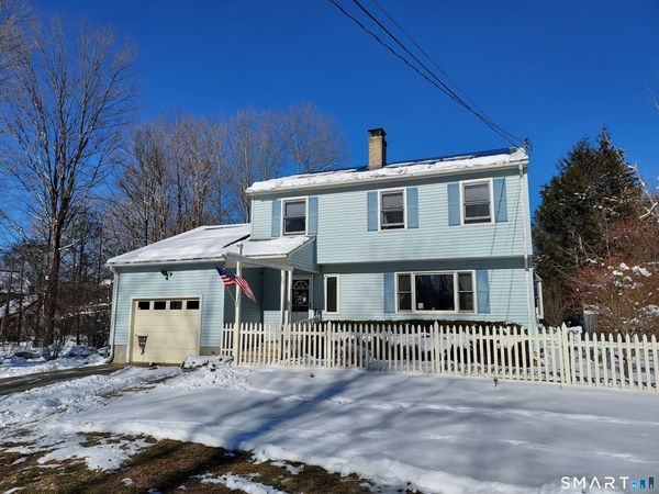 13 Basket Shop, Hebron, CT 06248