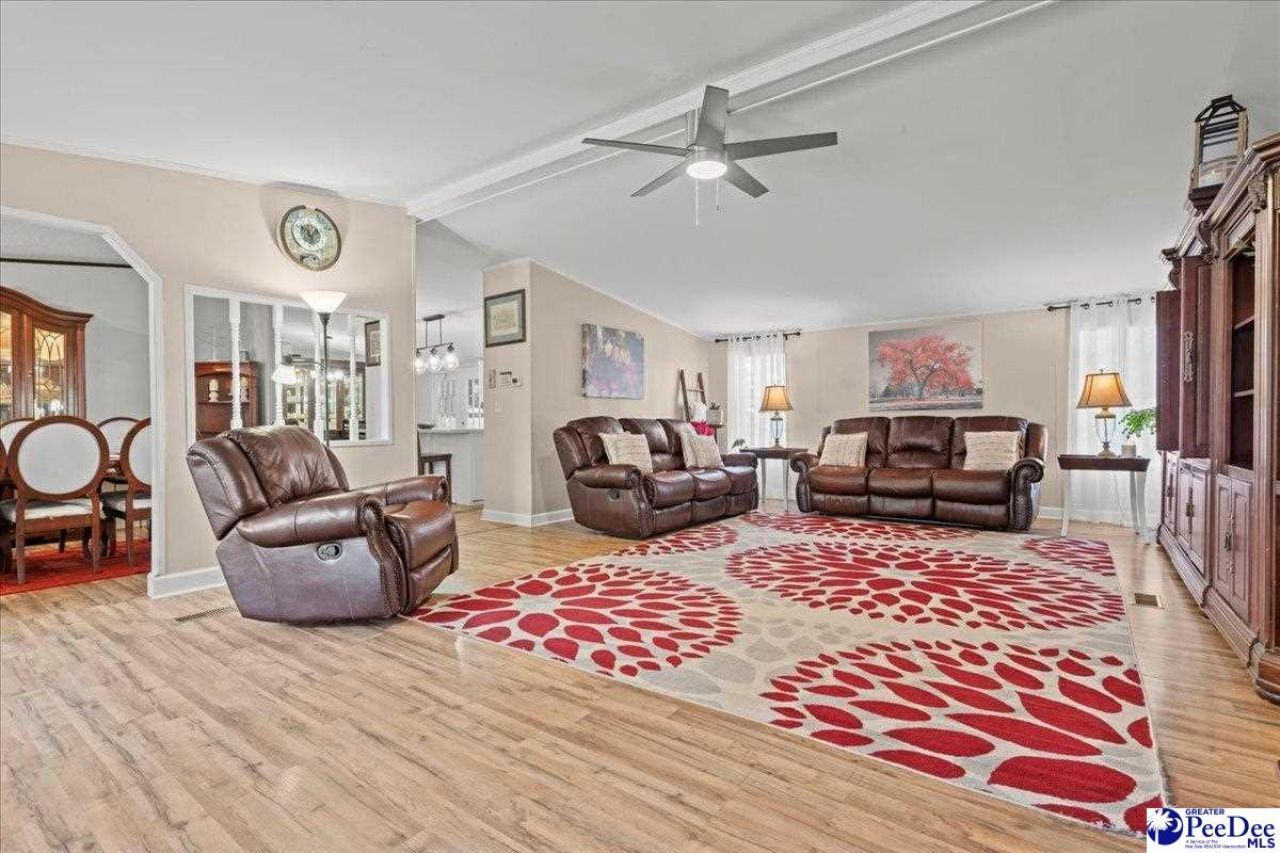 8035 Kingstree Hwy Photo 17