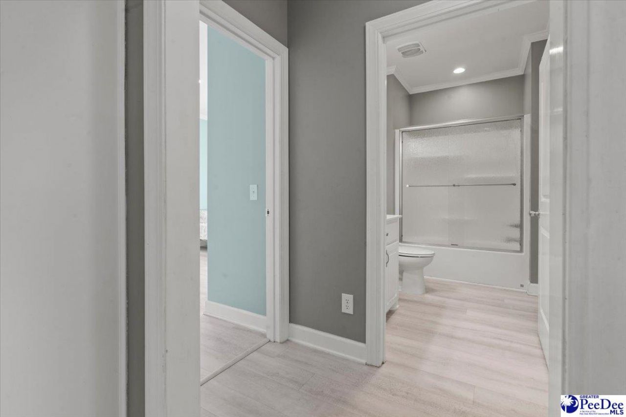 528 Azalea Drive Photo 23