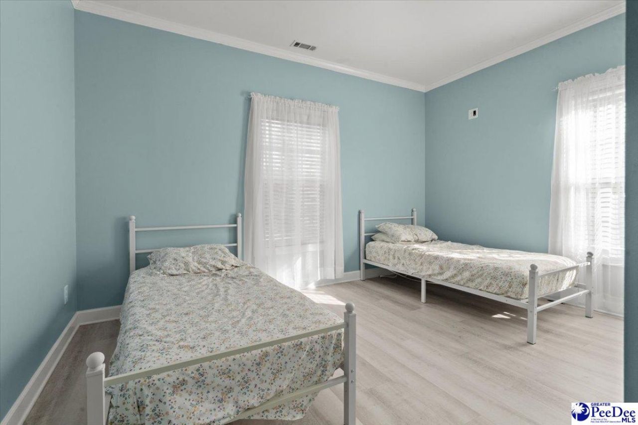 528 Azalea Drive Photo 26