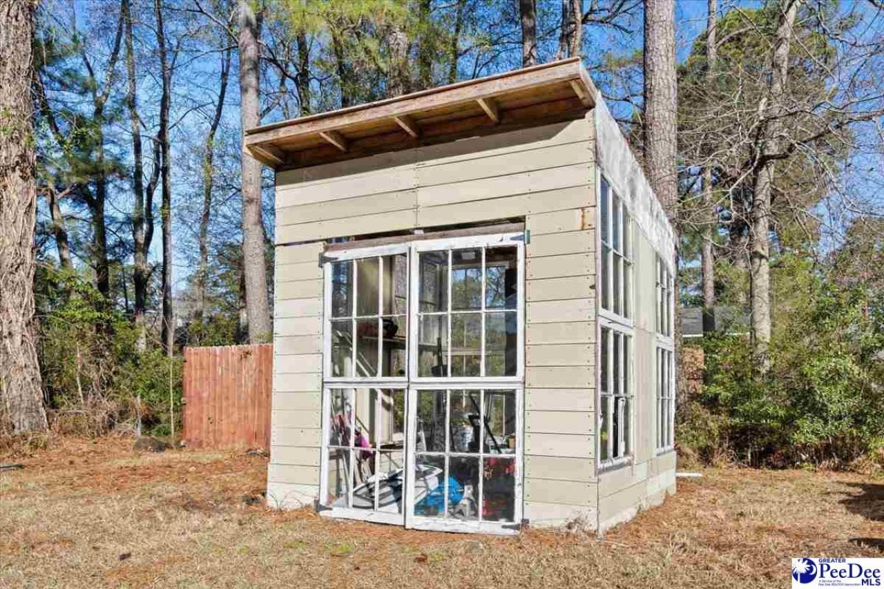 528 Azalea Drive Photo 33