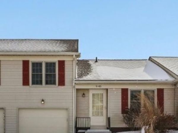 5279 Creekside Boulevard, Unit V43, Brunswick Hills, OH 44212