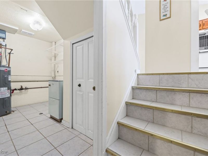 5279 Creekside Boulevard, Unit V43, Brunswick Hills, OH 44212 Photo 29