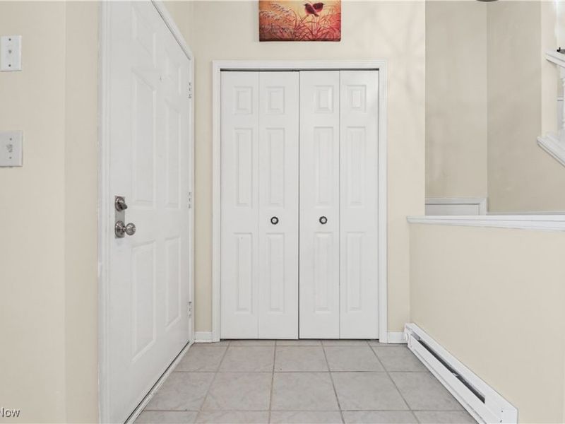 5279 Creekside Boulevard, Unit V43, Brunswick Hills, OH 44212 Photo 6