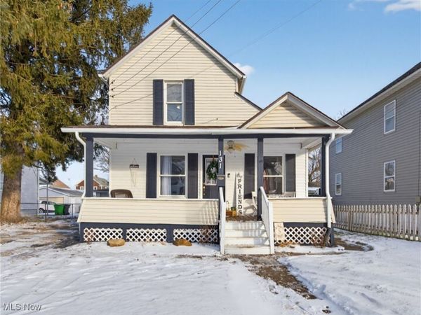 131 15th Street NW, Barberton, OH 44203