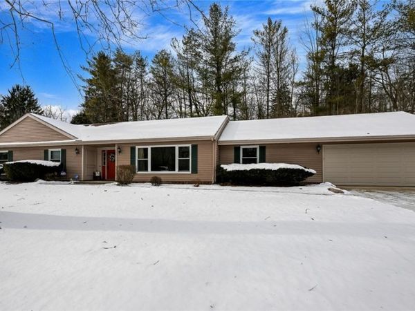 5520 River Styx Road, Medina, OH 44256