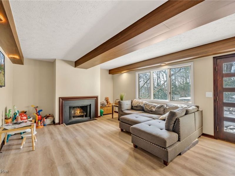 10 Hidden Valley Drive, Unit 10, Rocky River, OH 44116 Photo 18