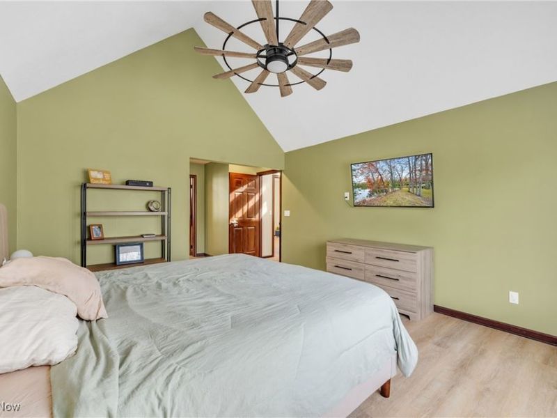 10 Hidden Valley Drive, Unit 10, Rocky River, OH 44116 Photo 23