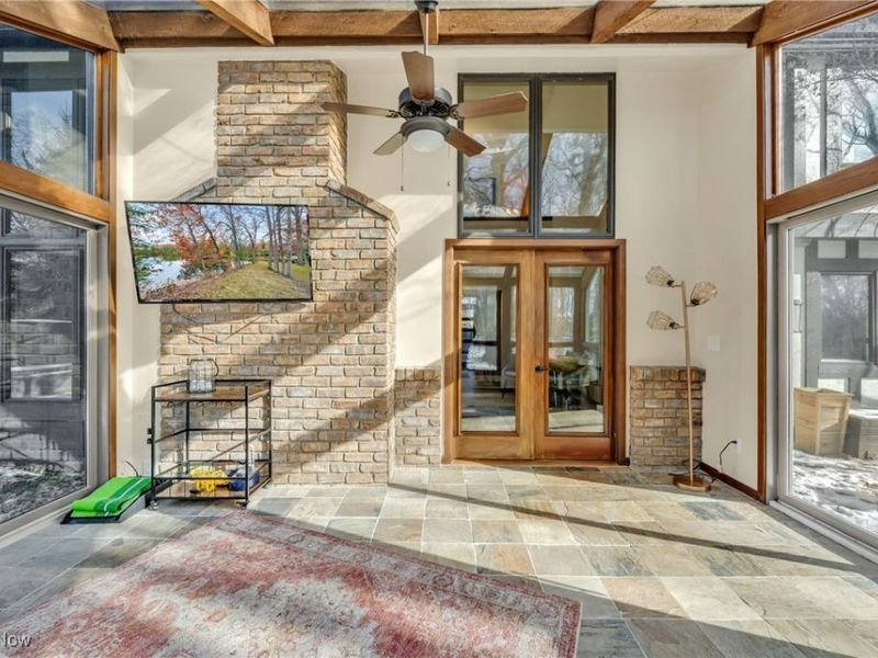 10 Hidden Valley Drive, Unit 10, Rocky River, OH 44116 Photo 9