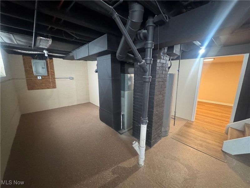 4427 W 58th Street, Cleveland, OH 44144 Photo 21