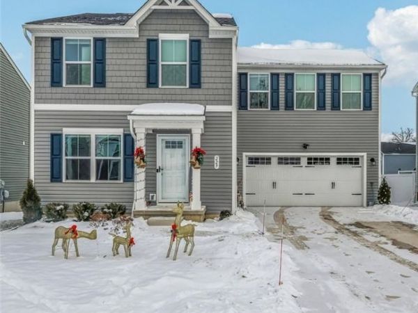 229 River Run Drive, Elyria, OH 44035