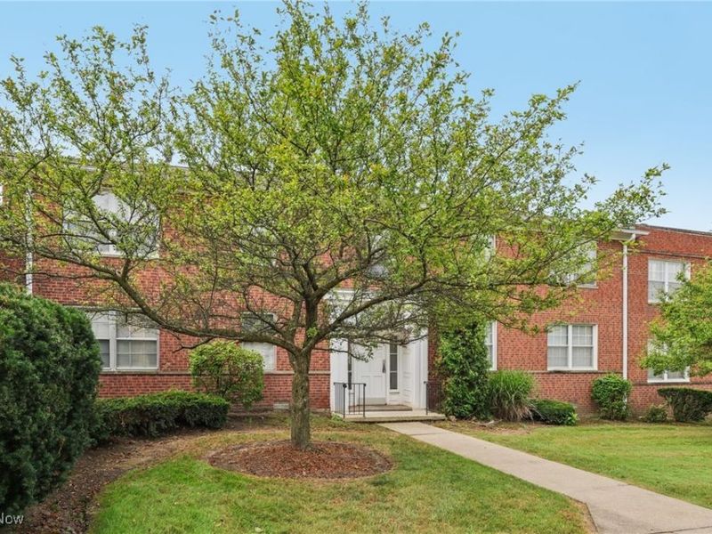 3279 Warrensville Center Road, Unit 15-D, Shaker Heights, OH 44122 Photo 3