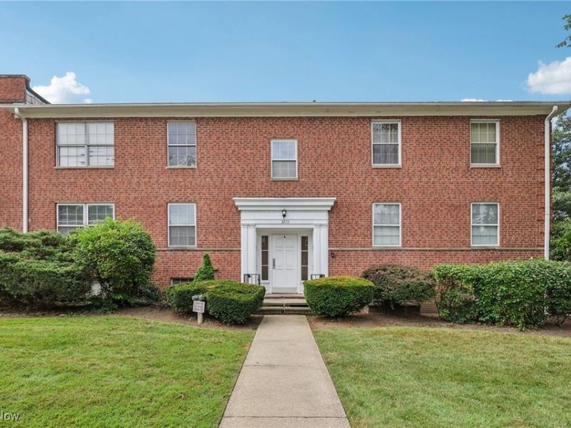 3279 Warrensville Center Road, Unit 3-A, Shaker Heights, OH 44122 Photo 1