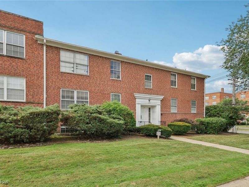 3279 Warrensville Center Road, Unit 3-A, Shaker Heights, OH 44122 Photo 3