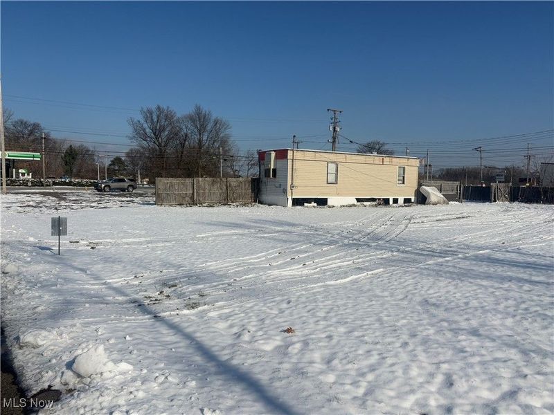 42953 N Ridge Road, Elyria, OH 44035 Photo 8