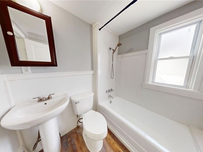 3523 Walton Avenue, Cleveland, OH 44113 Photo 21