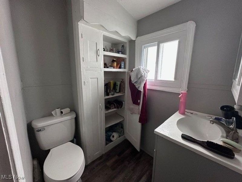 3523 Walton Avenue, Cleveland, OH 44113 Photo 29