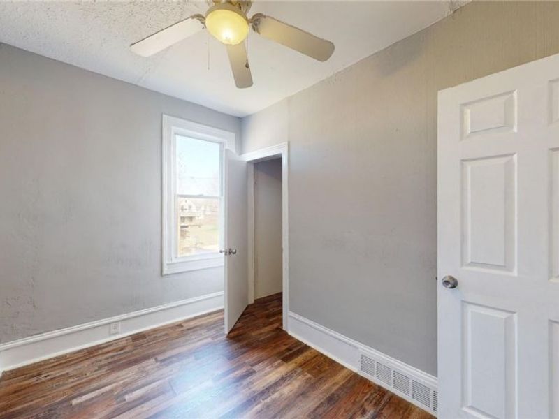 3523 Walton Avenue, Cleveland, OH 44113 Photo 35