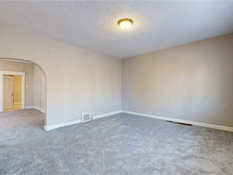 3523 Walton Avenue, Cleveland, OH 44113 Photo 4