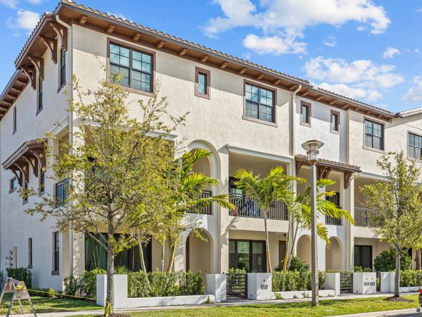 5255 Beckman Terrace, Palm Beach Gardens, FL 33418