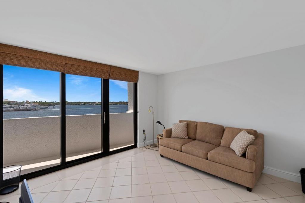 1200 S Flagler Drive, Unit 401, West Palm Beach, FL 33401 Photo