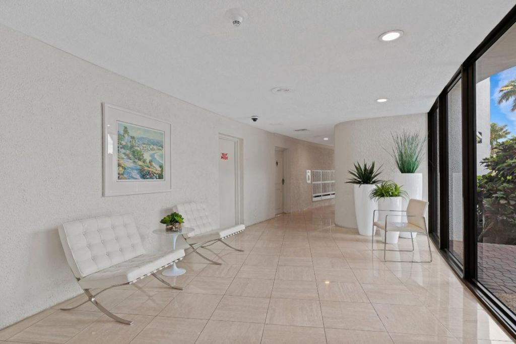 1200 S Flagler Drive, Unit 401, West Palm Beach, FL 33401 Photo