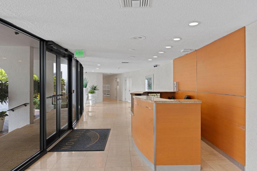 1200 S Flagler Drive, Unit 401, West Palm Beach, FL 33401 Photo