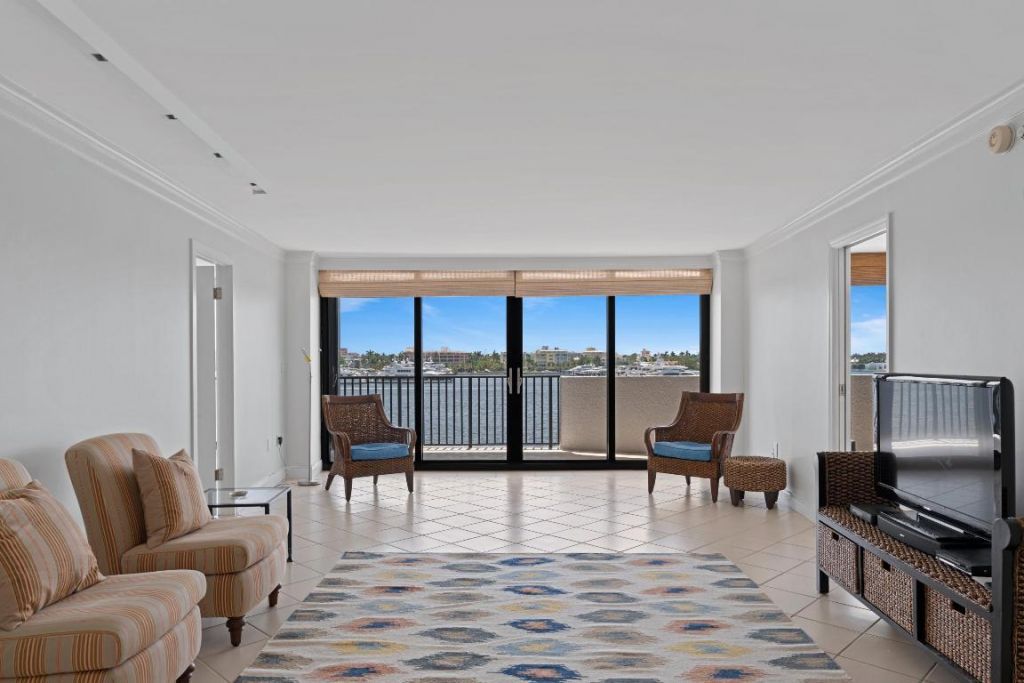 1200 S Flagler Drive, Unit 401, West Palm Beach, FL 33401 Photo