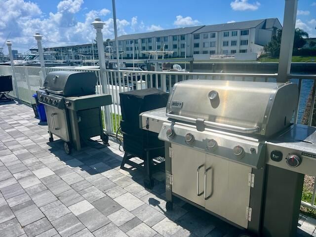 108 Paradise Harbour Boulevard, Unit 209, North Palm Beach, FL 33408 Photo