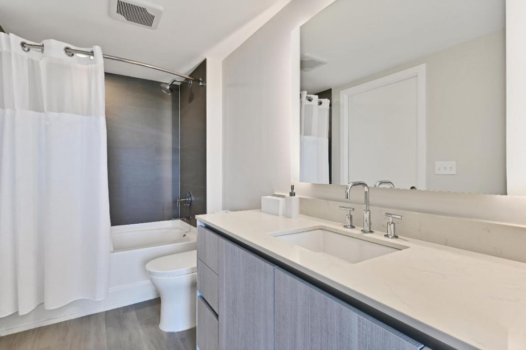 111 SE 1st Avenue, Unit 314, Delray Beach, FL 33444 Photo