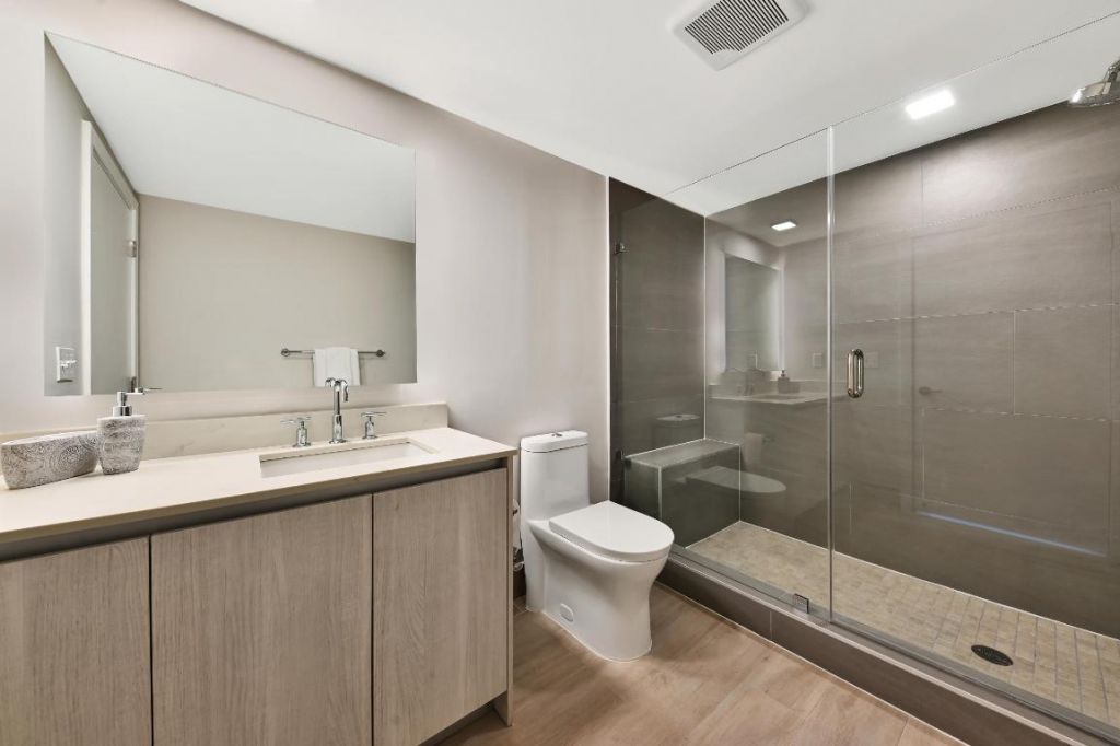 111 SE 1st Avenue, Unit 314, Delray Beach, FL 33444 Photo