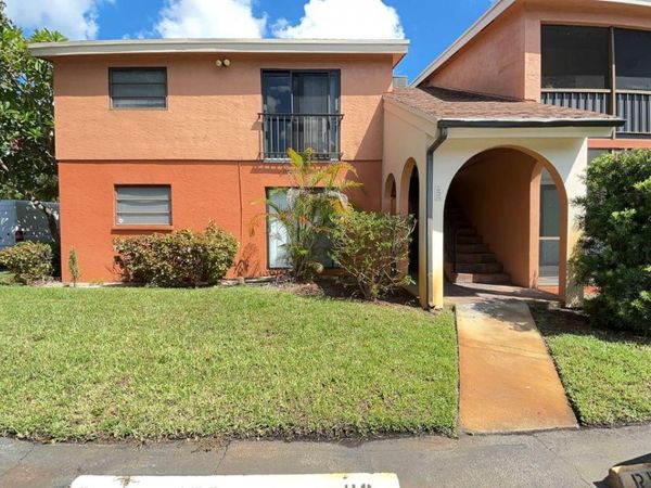 50 SE 12th Street, Unit 2570, Boca Raton, FL 33432
